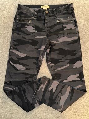 Democracy Black & Gray Camo Ankle Jeans